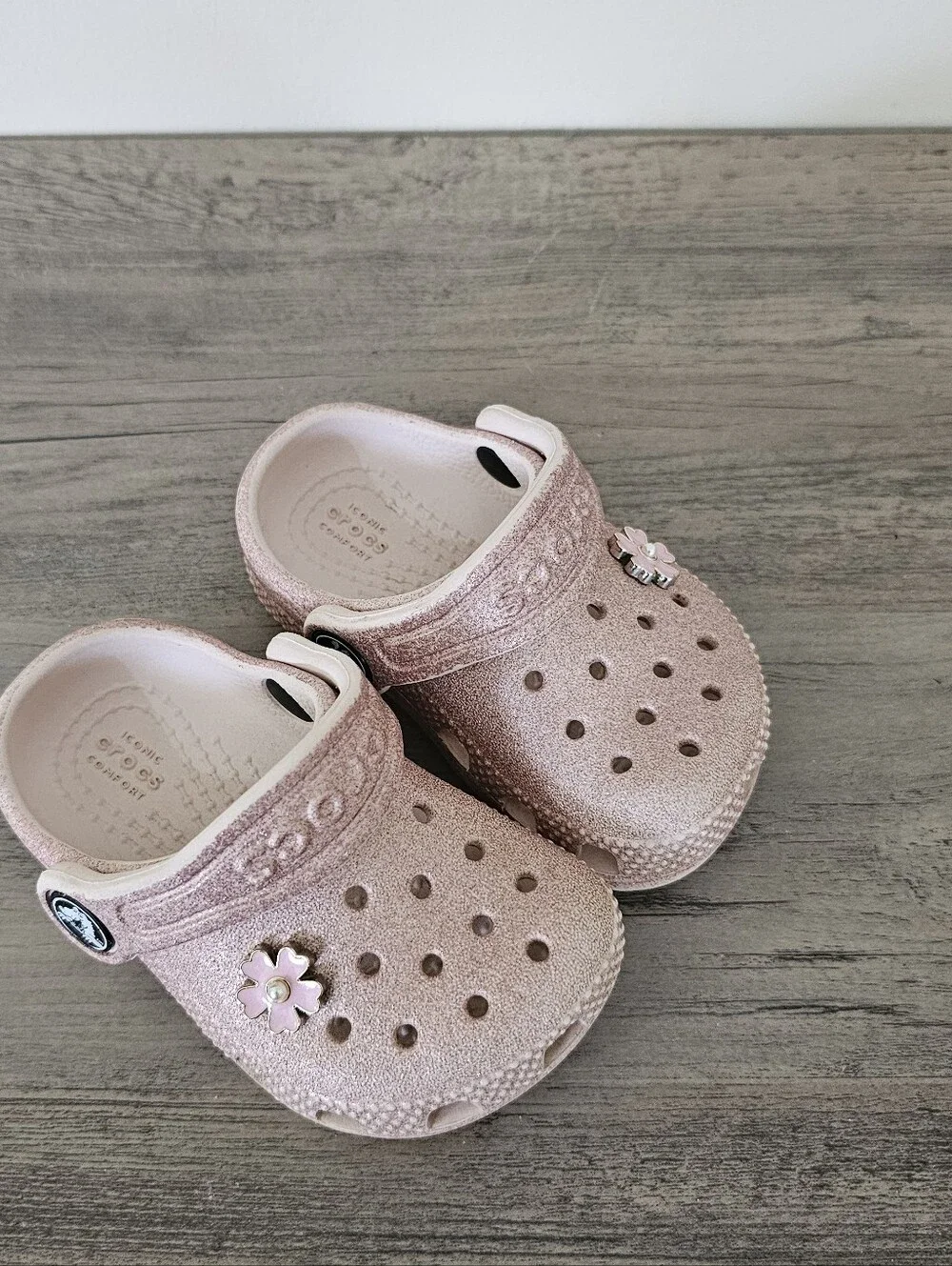 Crocs Kids Glitter Rose Pink Clog Shoes with Flower Charm Infant Girl 4